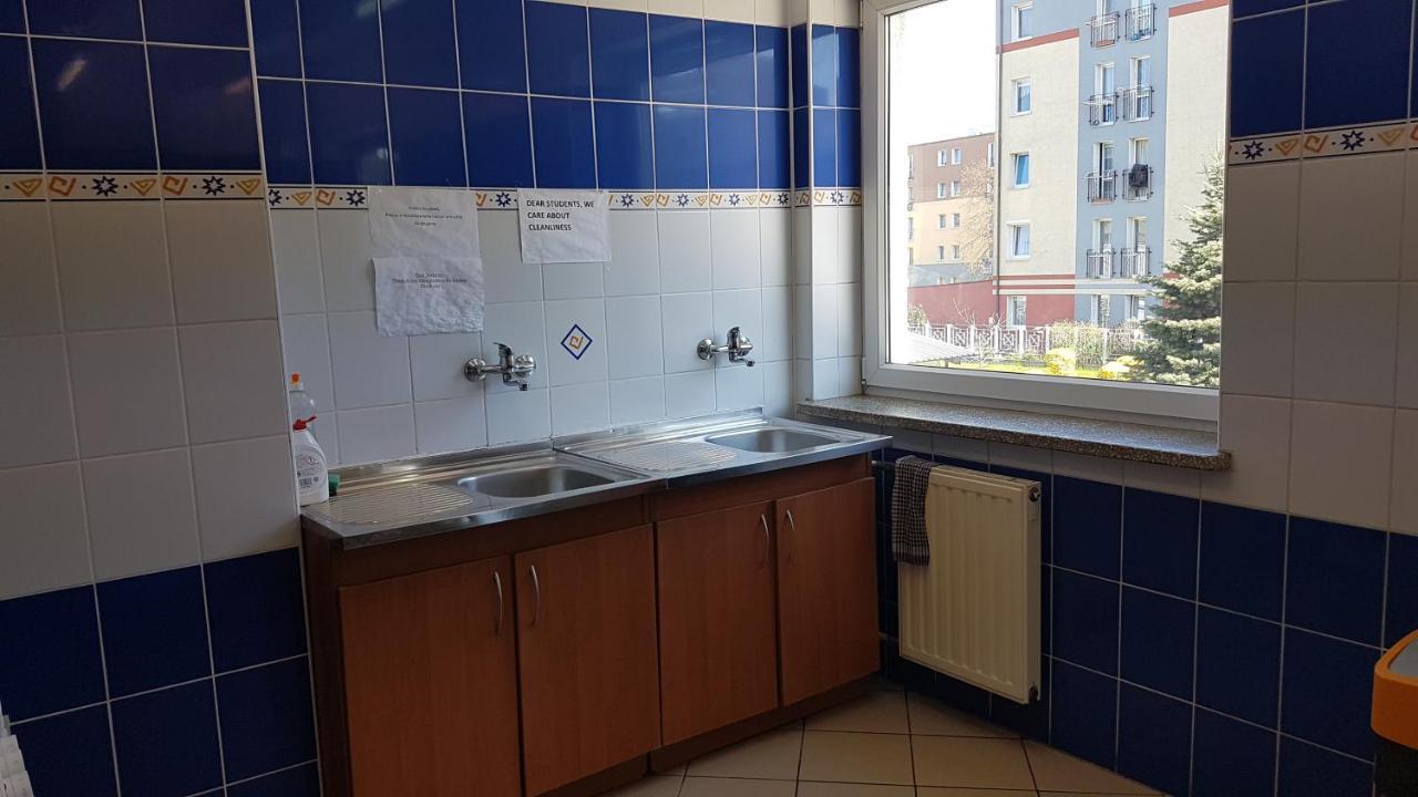 Dom Studencki Nr 11 Gdansk Brzezno Hostel Zewnętrze zdjęcie